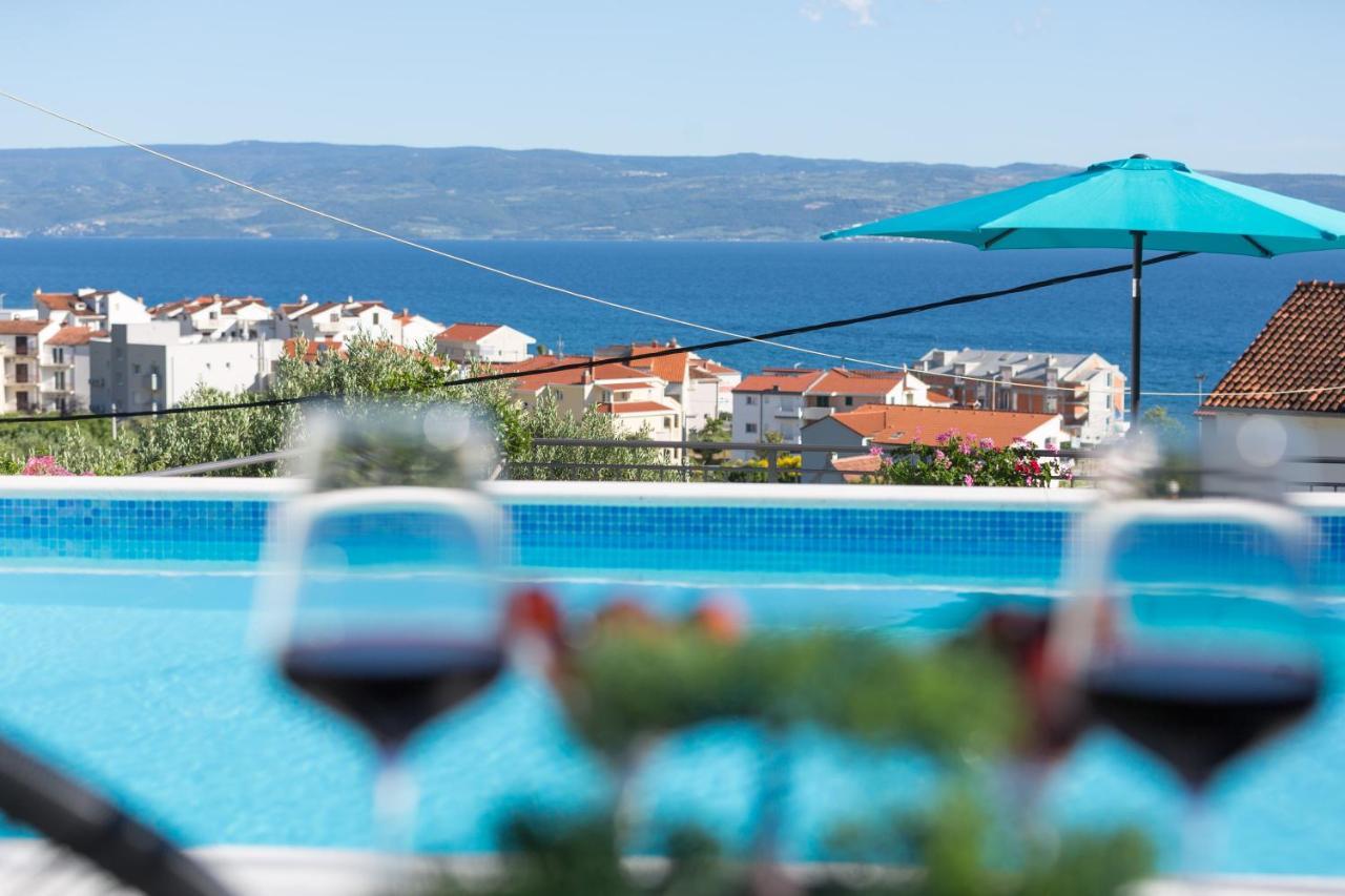 Apartments Lidija - Sea View Apartment With Exclusive Right Of Using Hot Tub Or Split Level Apartment With Exclusive Right Of Using Pool Podstrana Esterno foto