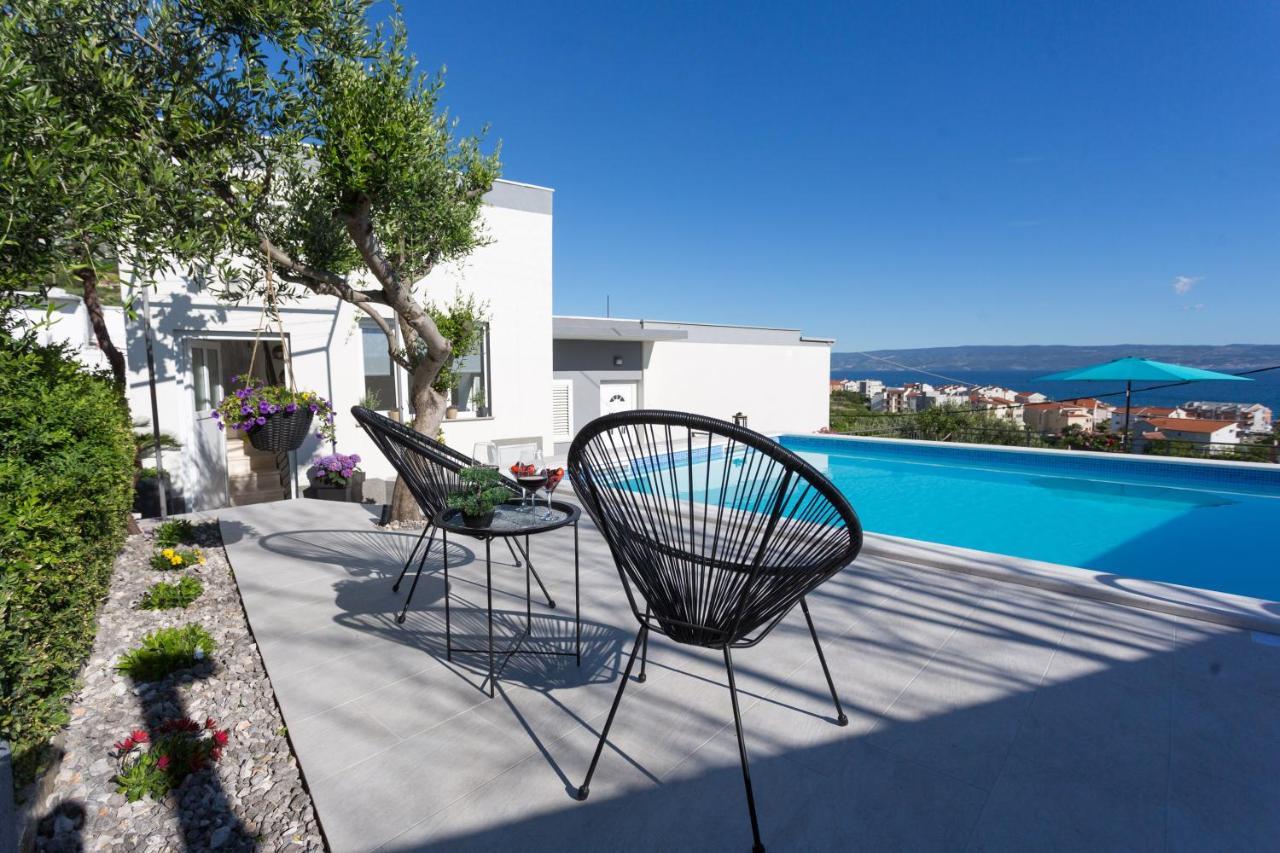 Apartments Lidija - Sea View Apartment With Exclusive Right Of Using Hot Tub Or Split Level Apartment With Exclusive Right Of Using Pool Podstrana Esterno foto