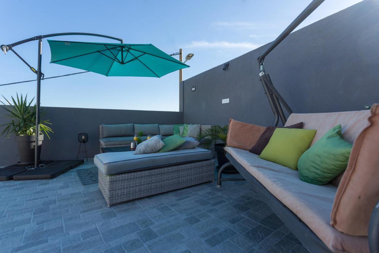 Apartments Lidija - Sea View Apartment With Exclusive Right Of Using Hot Tub Or Split Level Apartment With Exclusive Right Of Using Pool Podstrana Esterno foto